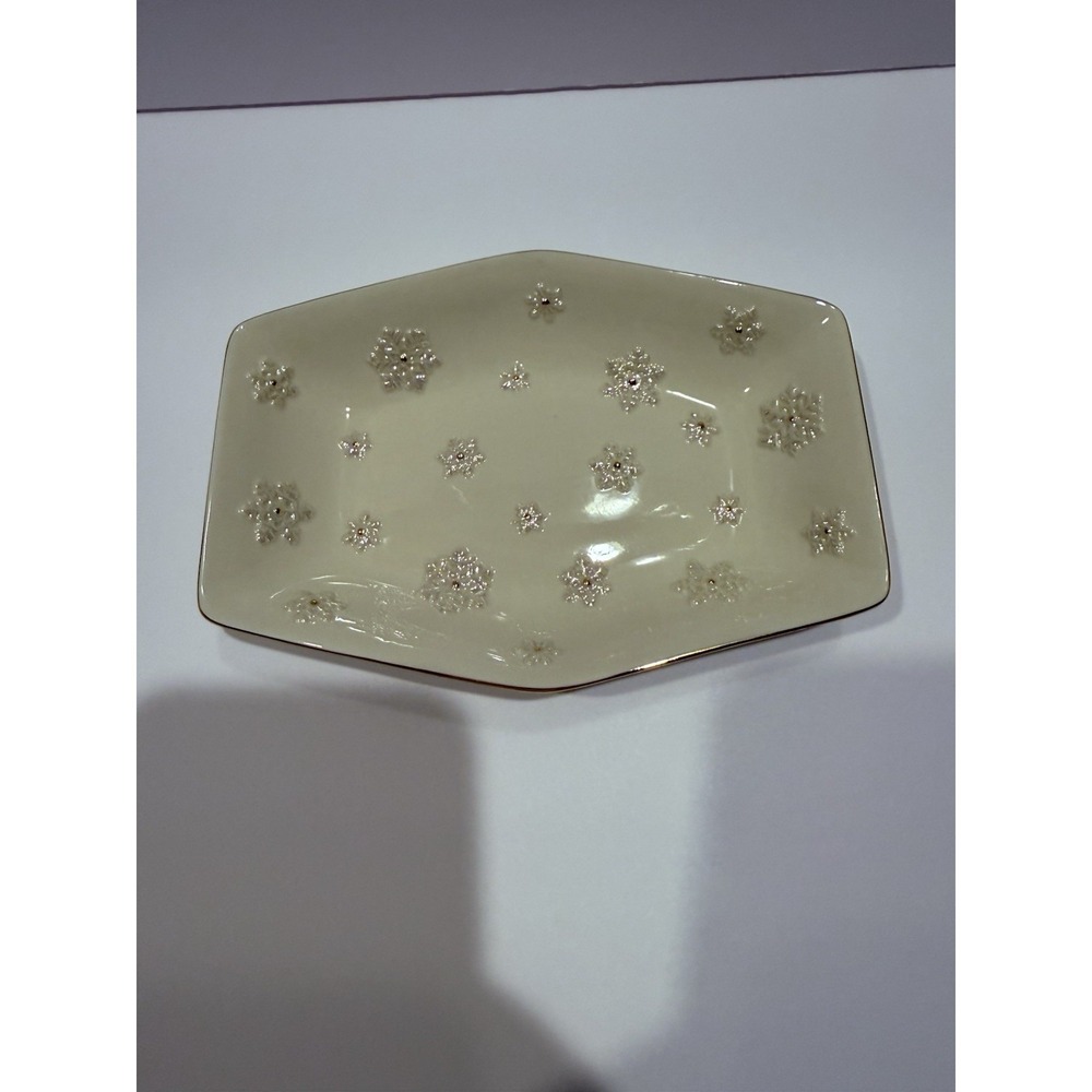 Lenox Winter Splendor Candy Soap Dish Snowflake Gold Trim 6.5" Holiday